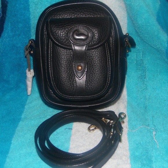 Vintage Dooney and Bourke Mini Explorer Camera Bag - Picture 1 of 6